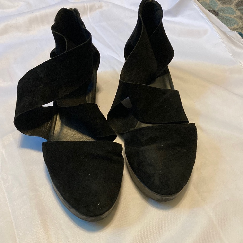 Eileen Fisher black suede buoy sandals size 7.5